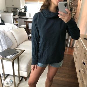 LULULEMON | Navy Split Pullover